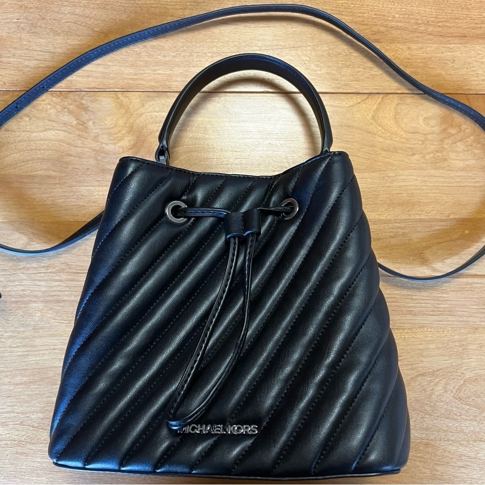 Michael Kors Suri Small Quilted Crossbody Bag - Picture 2 of 5